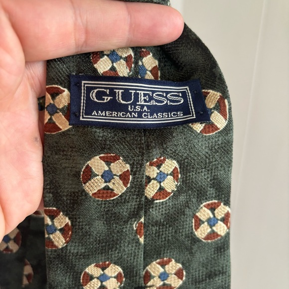 Vintage Guess Imported Silk Made in USA Green Geometric Tie Mens 58” L 4” W - Picture 4 of 7